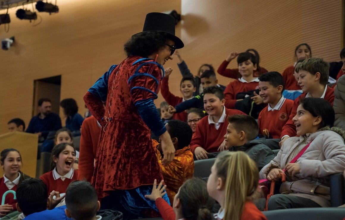 Más de 400 niños vivirán de cerca la magia en la Gala de la Infancia del Festival Hocus Pocus