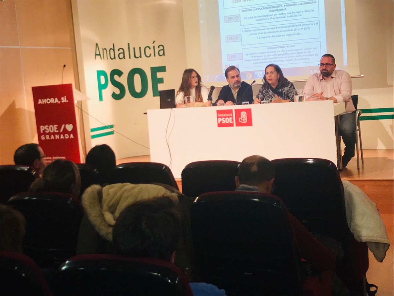 Preocupación de los alcaldes socialistas por los recortes educativos