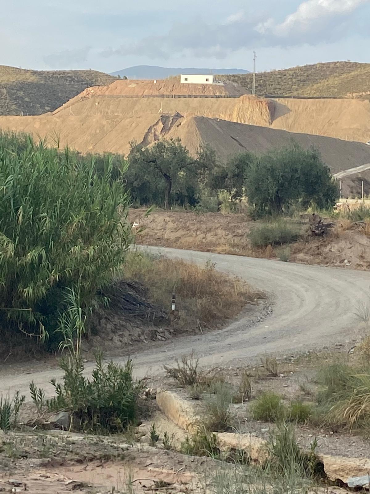 El PP pide un plan para ejecutar obras de emergencia y adecentamiento en la rambla Carlonca de Ugíjar