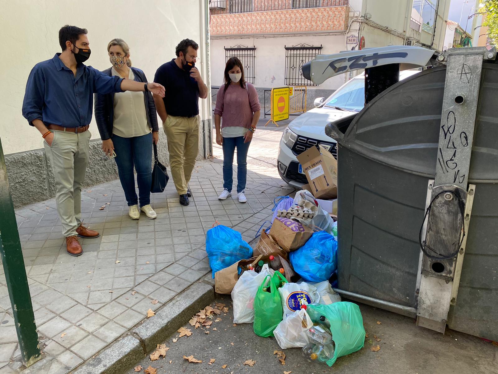 VOX denuncia el lamentable estado de conservación y el uso inadecuado de los complejos deportivos de la Chana