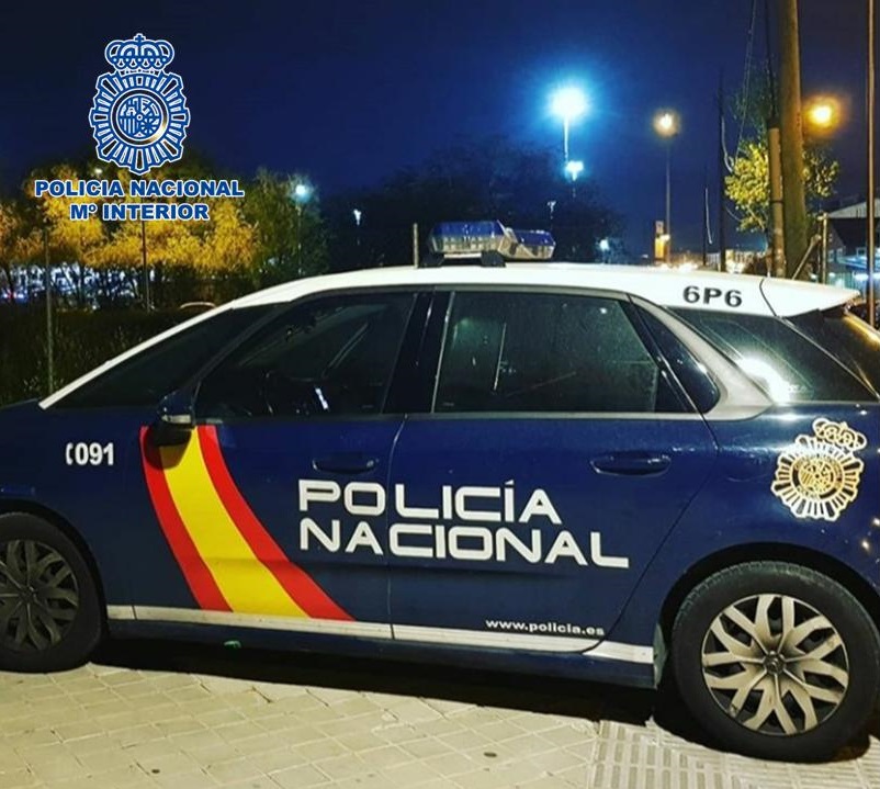 Detienen a un varón como presunto autor del robo de 900 euros a punta de pistola